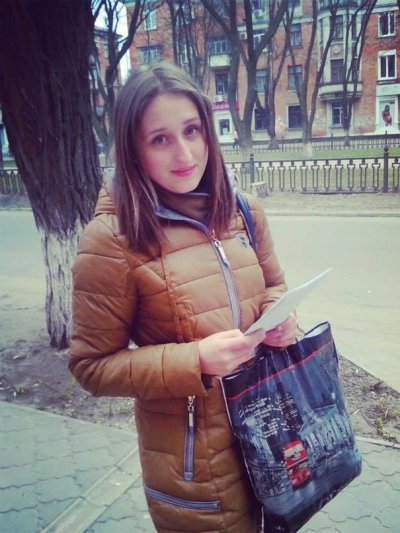 19 березня ВГО «Студентська свобода» м.Нікополь відзначила день народження поетеси Ліни Костенко.