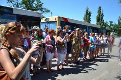 В НИКОПОЛЕ ПОБЫВАЛИ ВОЛОНТЕРЫ СО ВСЕЙ УКРАИНЫ