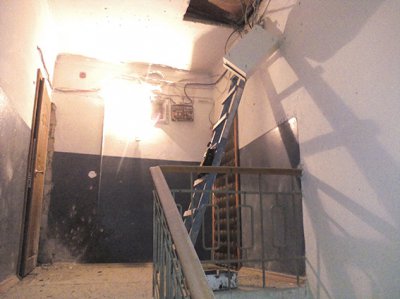 В подъезде жилого дома в г. Марганец взорвалась граната…