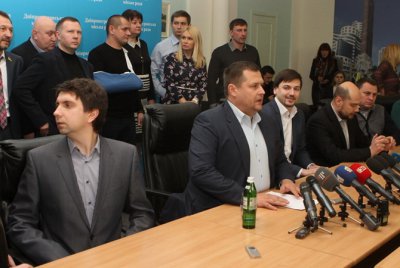 Если на сессии 29 февраля треть депутатов днепропетровского горсовета сложит свои полномочия – этого будет достаточно, чтобы назначить внеочередные выборы (видео)