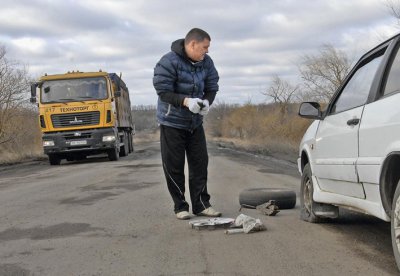 Самая плохая дорога Украины: проверено яйцами. Кривой Рог - Никополь - Запорожье 2-е место (фото, видео)