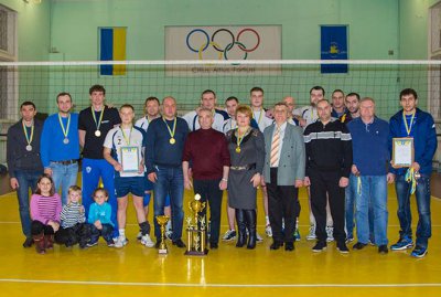 Волейболисты ВК «Никополь-Громадська сила» положили золотые медали в чашу Кубка города 2016 года