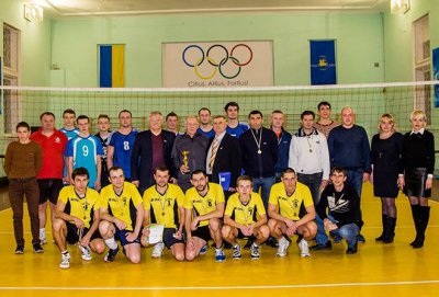 Городской турнир по волейболу в честь 75-летия старшего тренера ДЮСШ №1 Анатолия Ерёменко